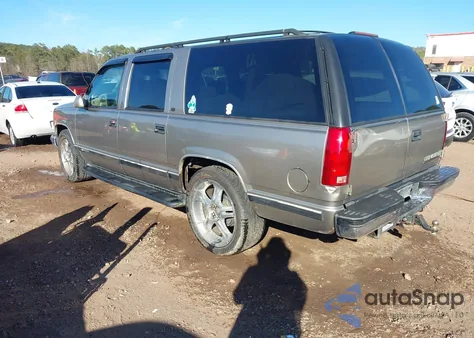 1999 Chevrolet Suburban 1500 Lt z USA, uszkodzony, nr VIN 3GNEC16R2XG168468